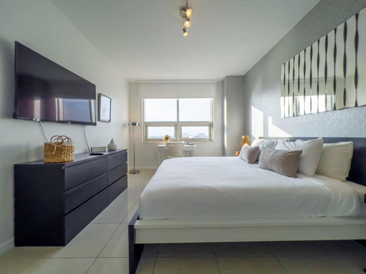 Palm Place Heart Of Miami With Parking Pool And Gym Eksteriør bilde