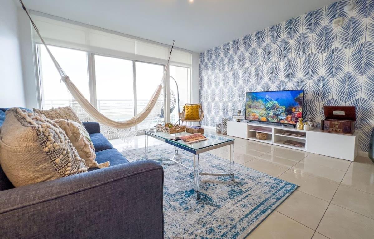 Palm Place Heart Of Miami With Parking Pool And Gym Eksteriør bilde